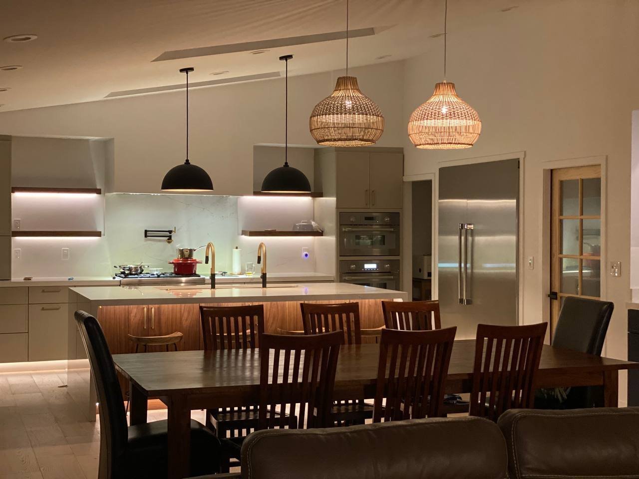 Contemporary Open Plan Kitchen Kitchen Remodel by Rod Co Renovation co project photo 3